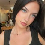 Lily Weber / itslily.w_682d7d082325c.jpeg